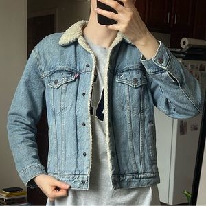 Levi’s Ex-Boyfriend Fleece Denim Jacket / Sherpa jacket / Size S